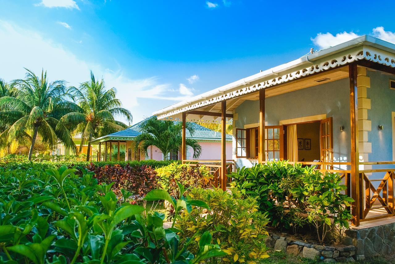 Bequia Beach Hotel - Luxury Boutique Resort Friendship Extérieur photo